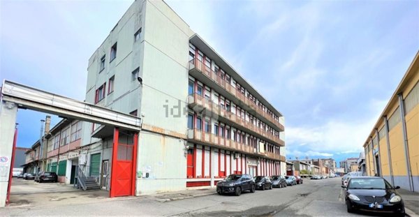 locale di sgombero in affitto a Torino in zona Madonna di Campagna