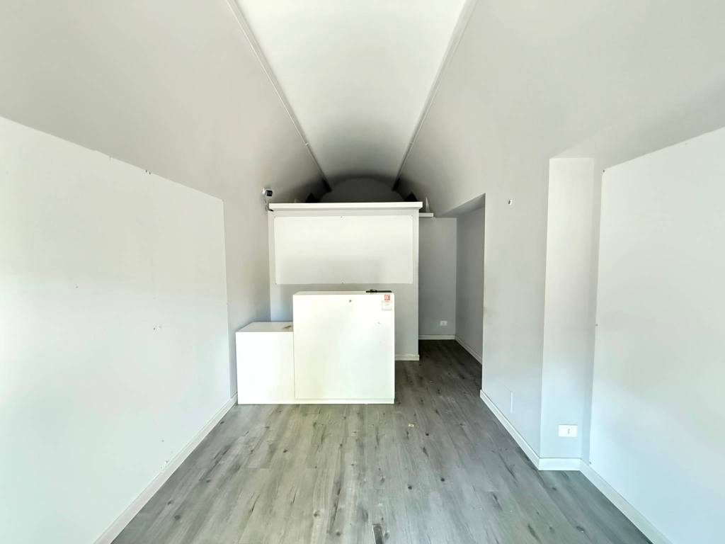 negozio in affitto a Torino in zona Gran Madre