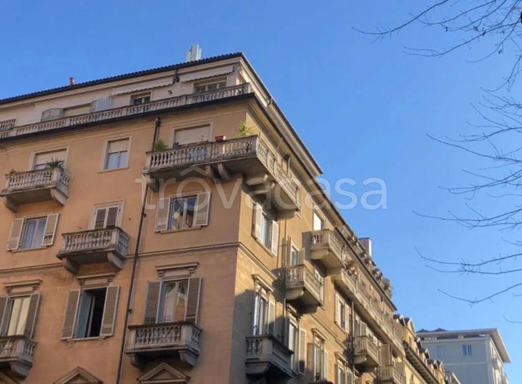 appartamento in affitto a Torino in zona Crocetta