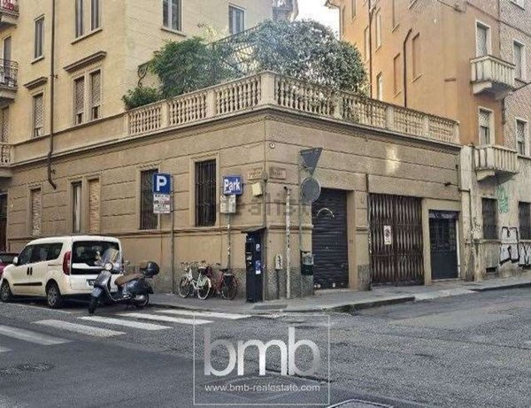 locale commerciale in affitto a Torino in zona Vanchiglia