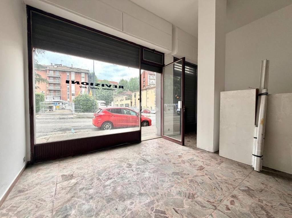 negozio in affitto a Torino in zona San Donato