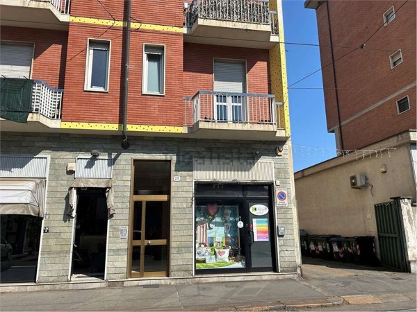 negozio in affitto a Torino in zona Pozzo Strada