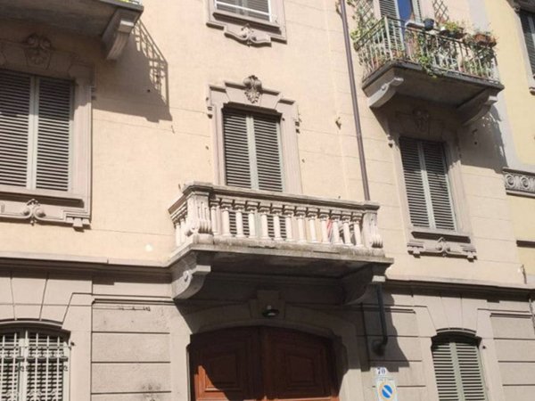 negozio in affitto a Torino in zona San Salvario