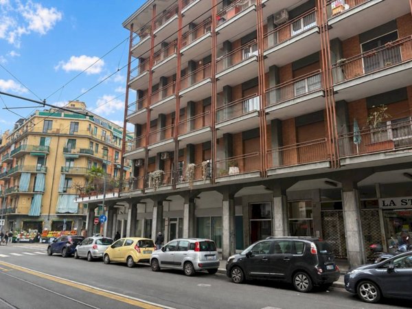 locale commerciale in affitto a Torino