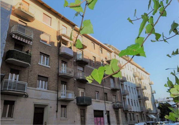 ufficio in affitto a Torino in zona Cenisia