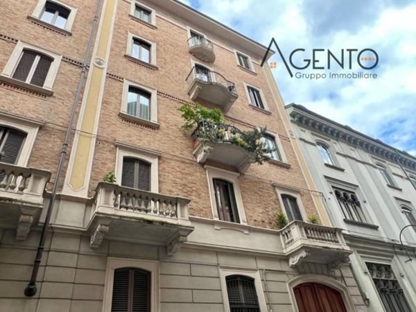 appartamento in affitto a Torino in zona Cit Turin
