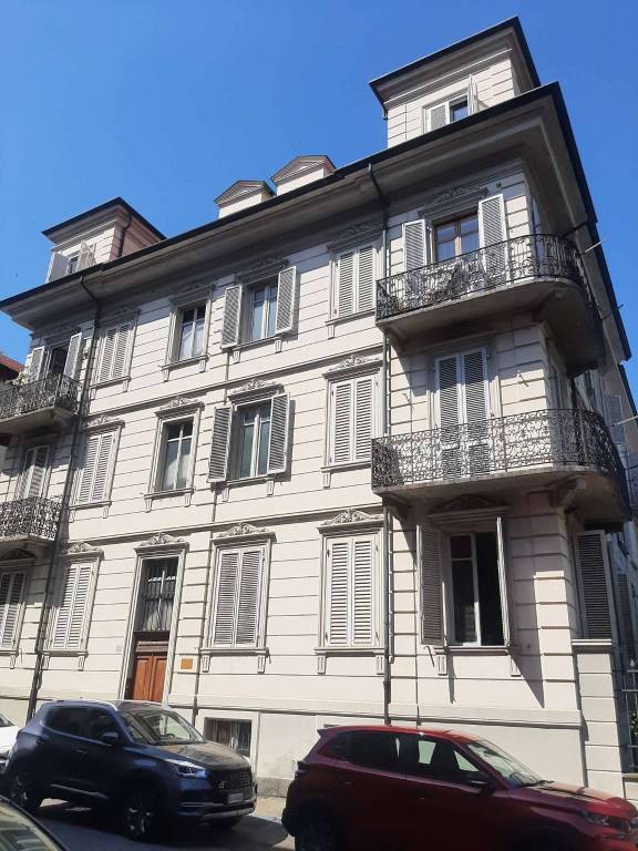appartamento in affitto a Torino in zona Crocetta