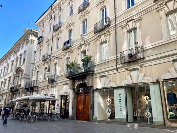 negozio in affitto a Torino in zona Centro Storico