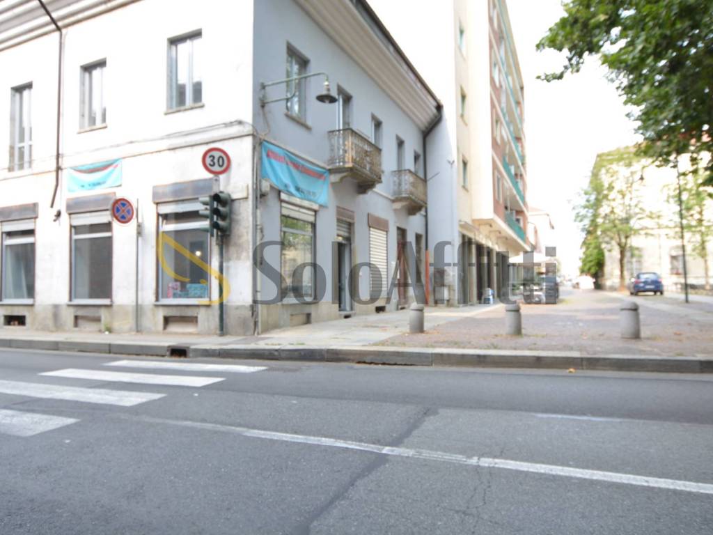negozio in affitto a Torino in zona Vanchiglia