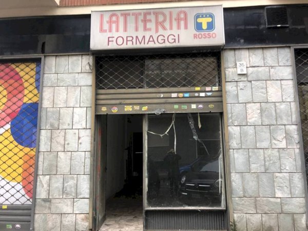 negozio in affitto a Torino in zona Rebaudengo