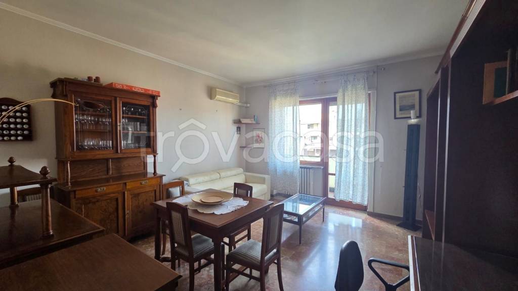 appartamento in affitto a Torino in zona Santa Rita