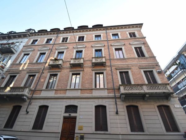 appartamento in affitto a Torino in zona Cit Turin