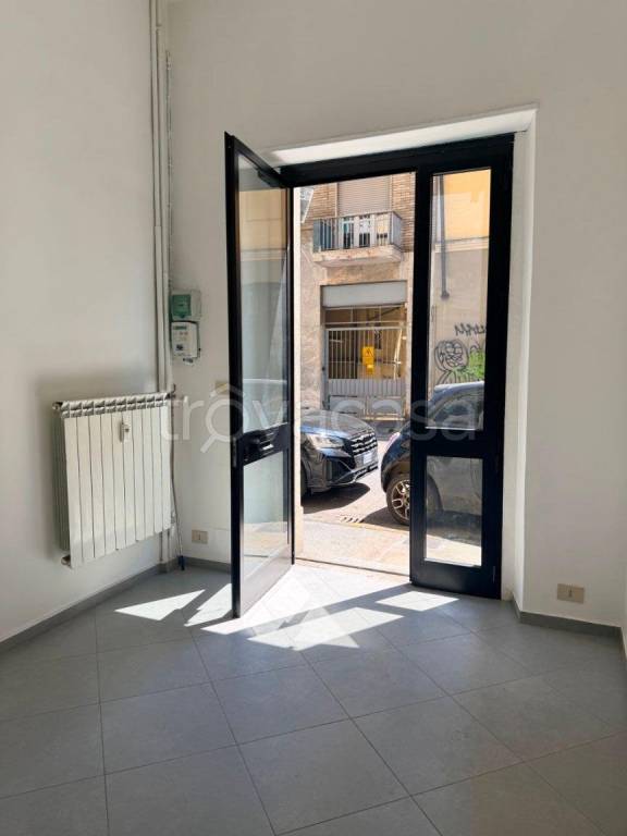 negozio in affitto a Torino in zona San Salvario