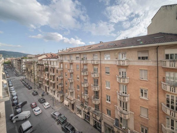 appartamento in affitto a Torino in zona Crocetta