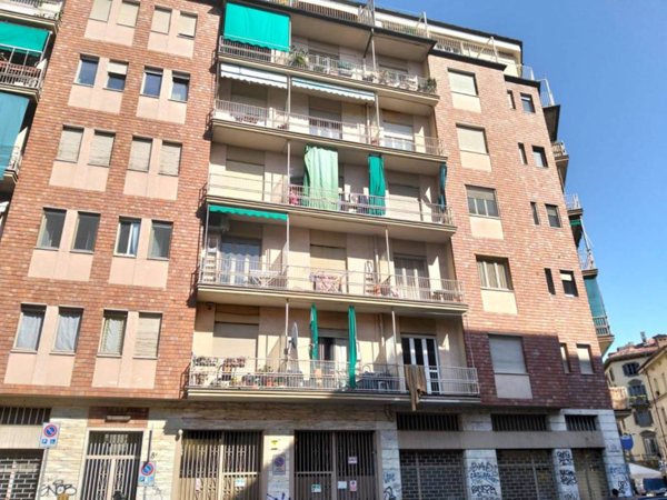 appartamento in affitto a Torino in zona Aurora