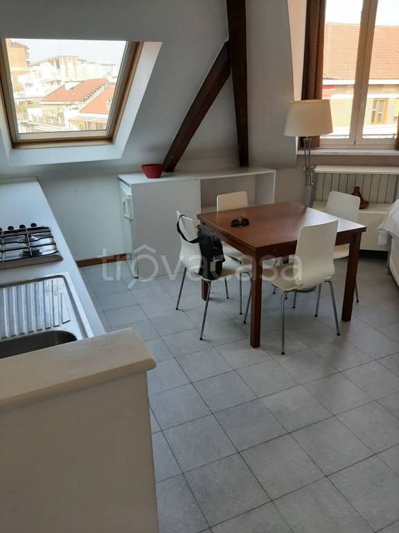 appartamento in affitto a Torino in zona Crocetta