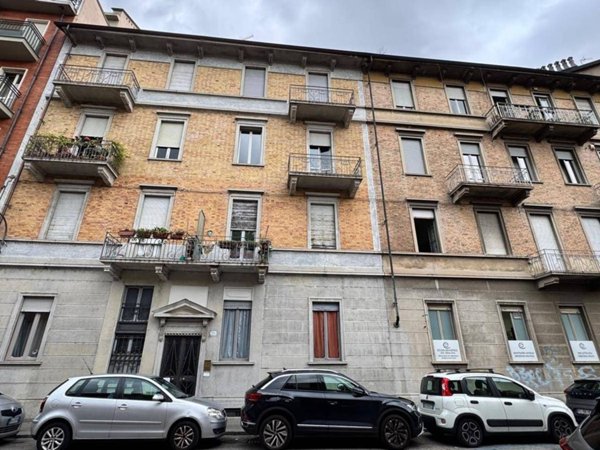 appartamento in affitto a Torino in zona Cit Turin