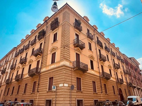 appartamento in affitto a Torino in zona Crocetta