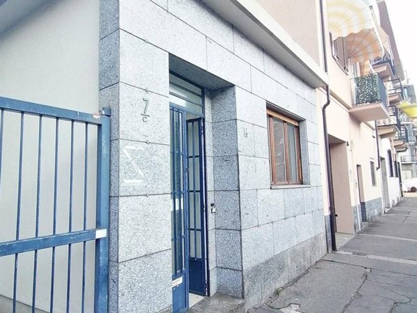 negozio in affitto a Torino in zona Barriera di Milano