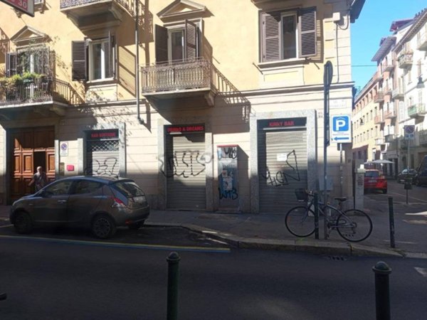negozio in affitto a Torino in zona San Salvario