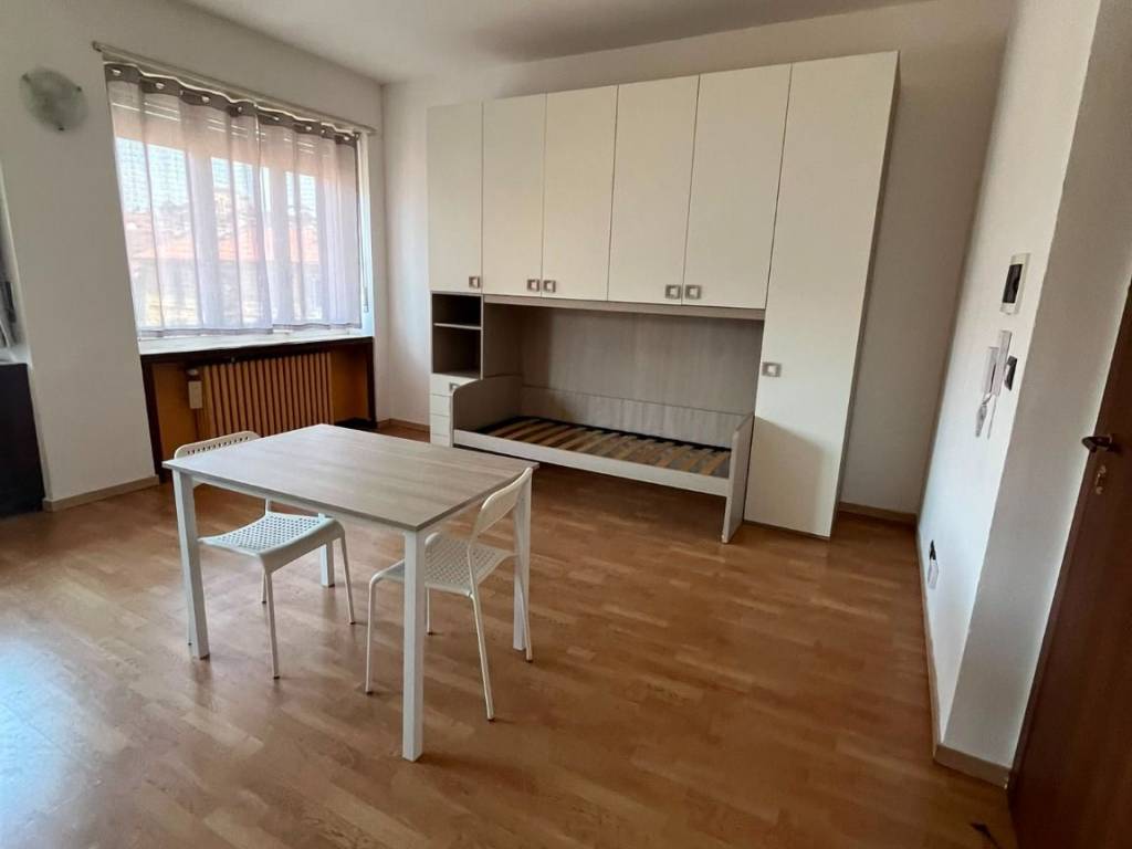 appartamento in affitto a Torino in zona Aurora