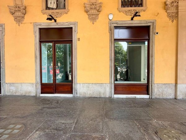 negozio in affitto a Torino
