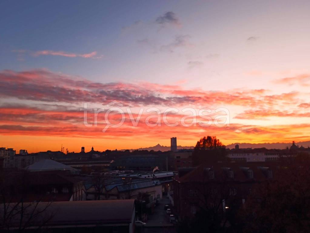 appartamento in affitto a Torino in zona Aurora