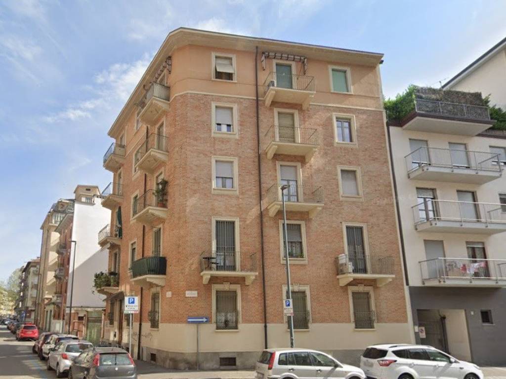 appartamento in affitto a Torino in zona Cit Turin