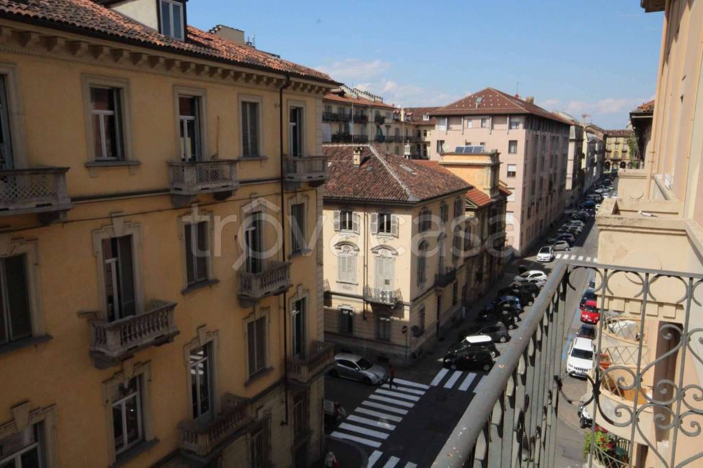 appartamento in affitto a Torino in zona Centro Storico