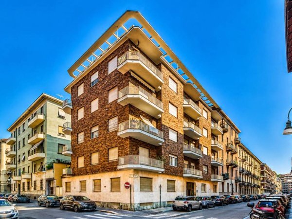 appartamento in affitto a Torino in zona Cit Turin