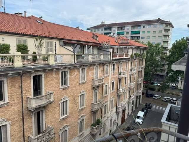 appartamento in affitto a Torino in zona Cit Turin