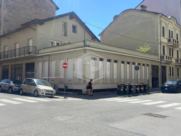 negozio in affitto a Torino in zona Campidoglio