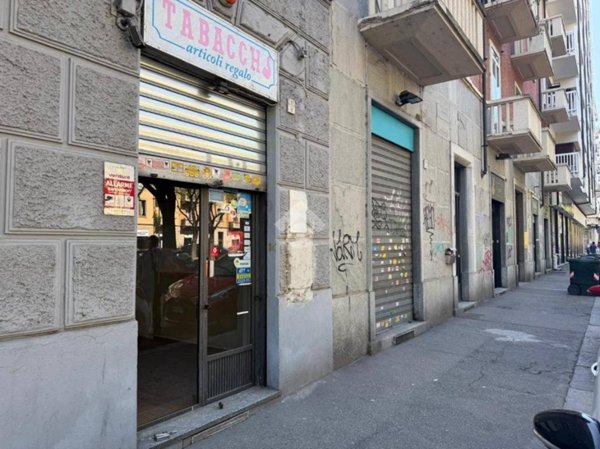 negozio in affitto a Torino in zona Cenisia