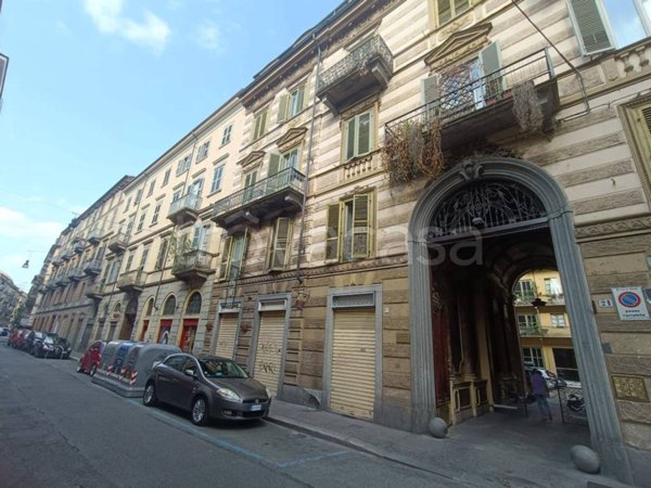 negozio in affitto a Torino in zona San Salvario