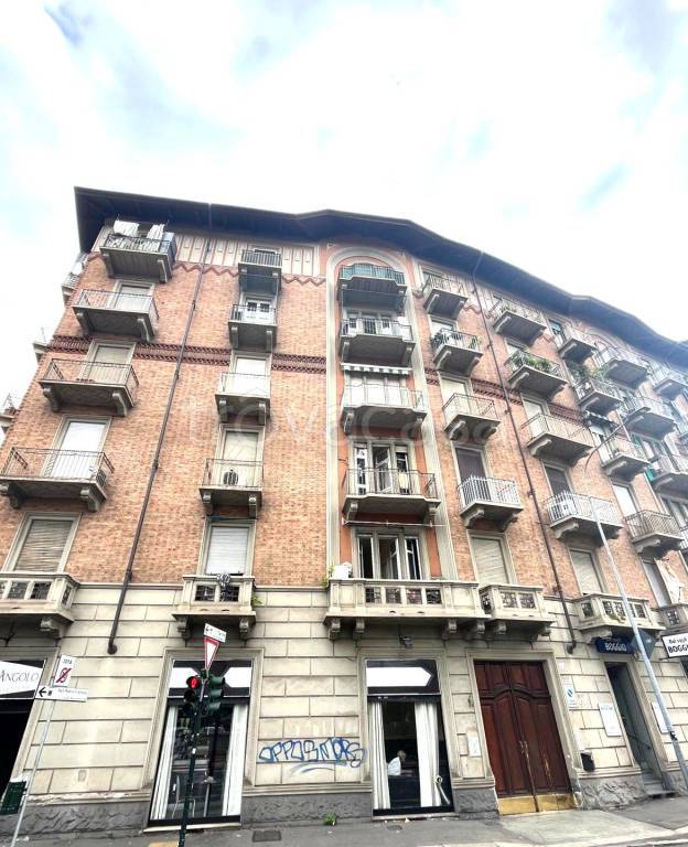 appartamento in affitto a Torino in zona Aurora