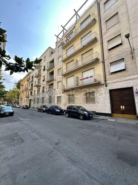 appartamento in affitto a Torino in zona Cit Turin
