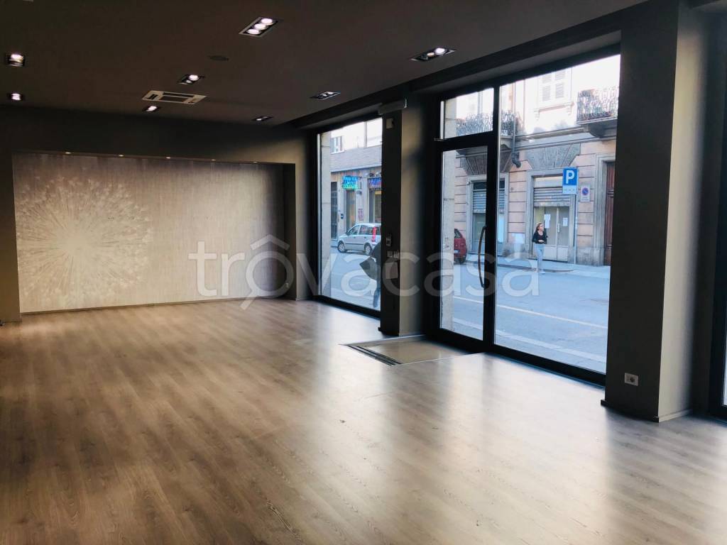 locale commerciale in affitto a Torino in zona Crocetta