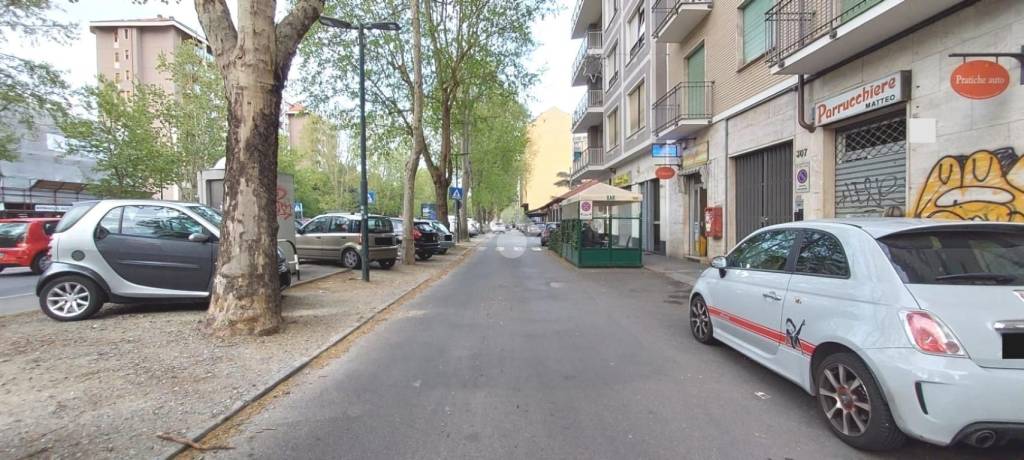 locale commerciale in affitto a Torino in zona Pozzo Strada
