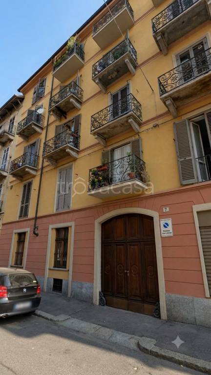 appartamento in affitto a Torino in zona Aurora