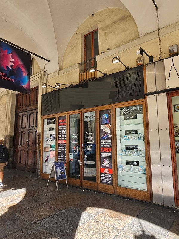 locale commerciale in affitto a Torino in zona Centro Storico