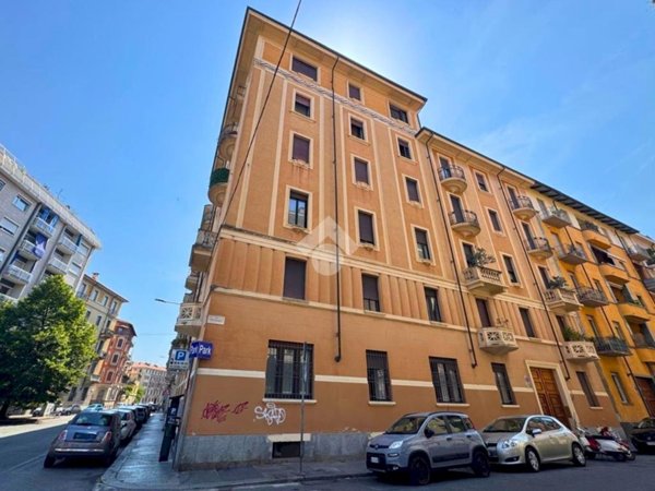 appartamento in affitto a Torino in zona Cit Turin