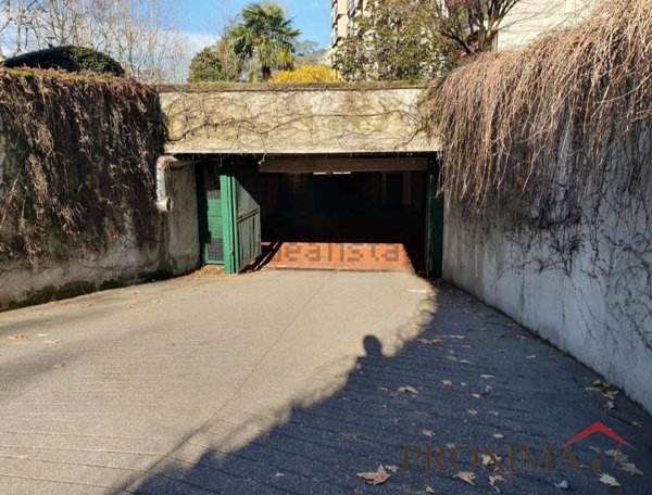 box auto in affitto a Torino in zona Mirafiori Nord