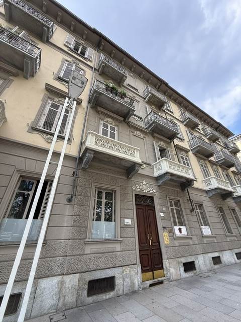 appartamento in affitto a Torino in zona Cit Turin