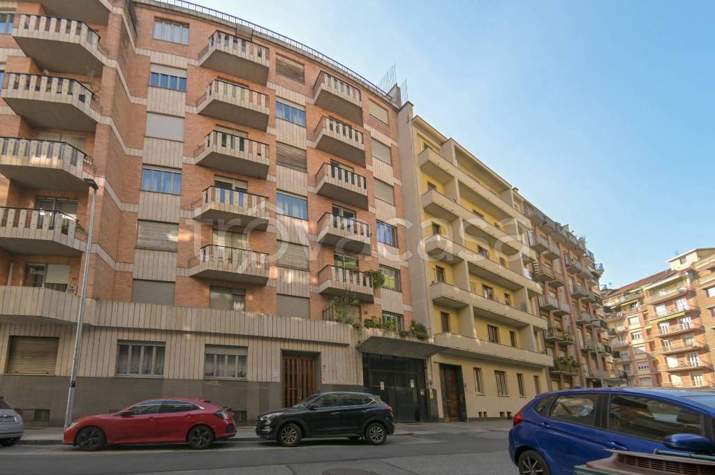 box auto in affitto a Torino in zona Cit Turin