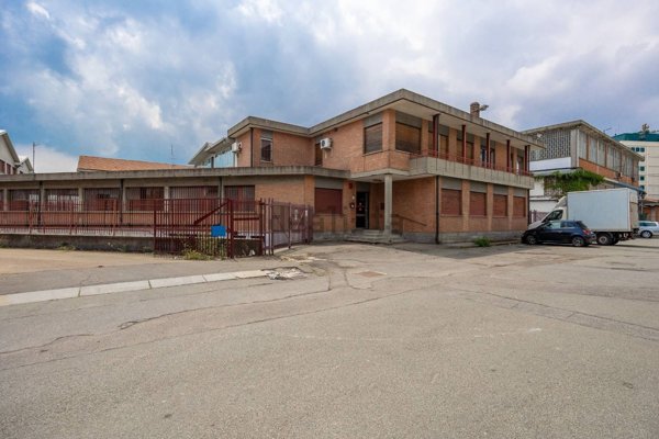 ufficio in affitto a Torino in zona Vanchiglietta