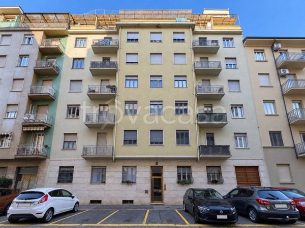 appartamento in affitto a Torino in zona Cit Turin