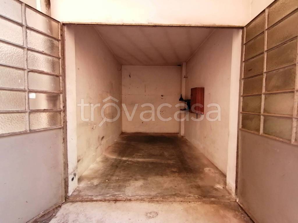 box auto in affitto a Torino in zona Santa Rita