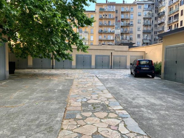 box auto in affitto a Torino in zona Crocetta