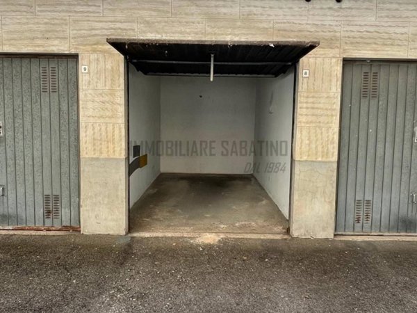 box auto in affitto a Torino in zona Mirafiori Nord