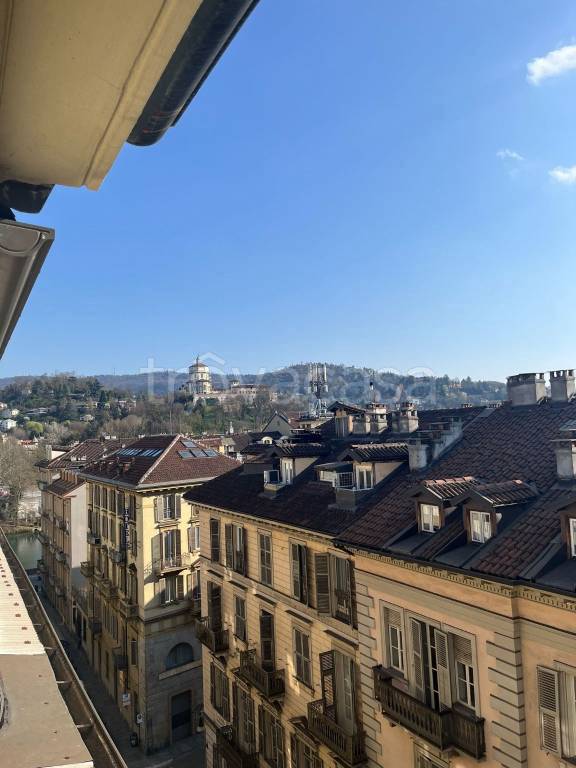 appartamento in affitto a Torino in zona Centro Storico